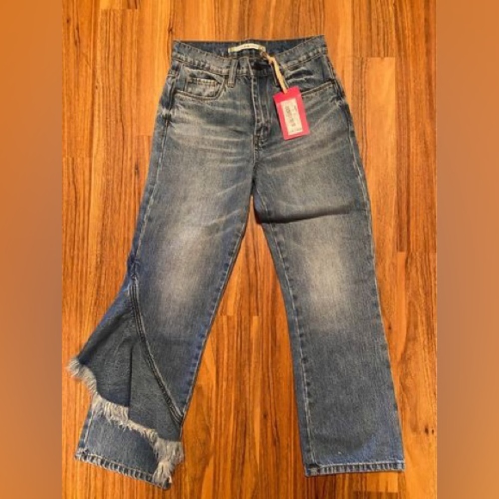 Chelsea & Violet Size 25